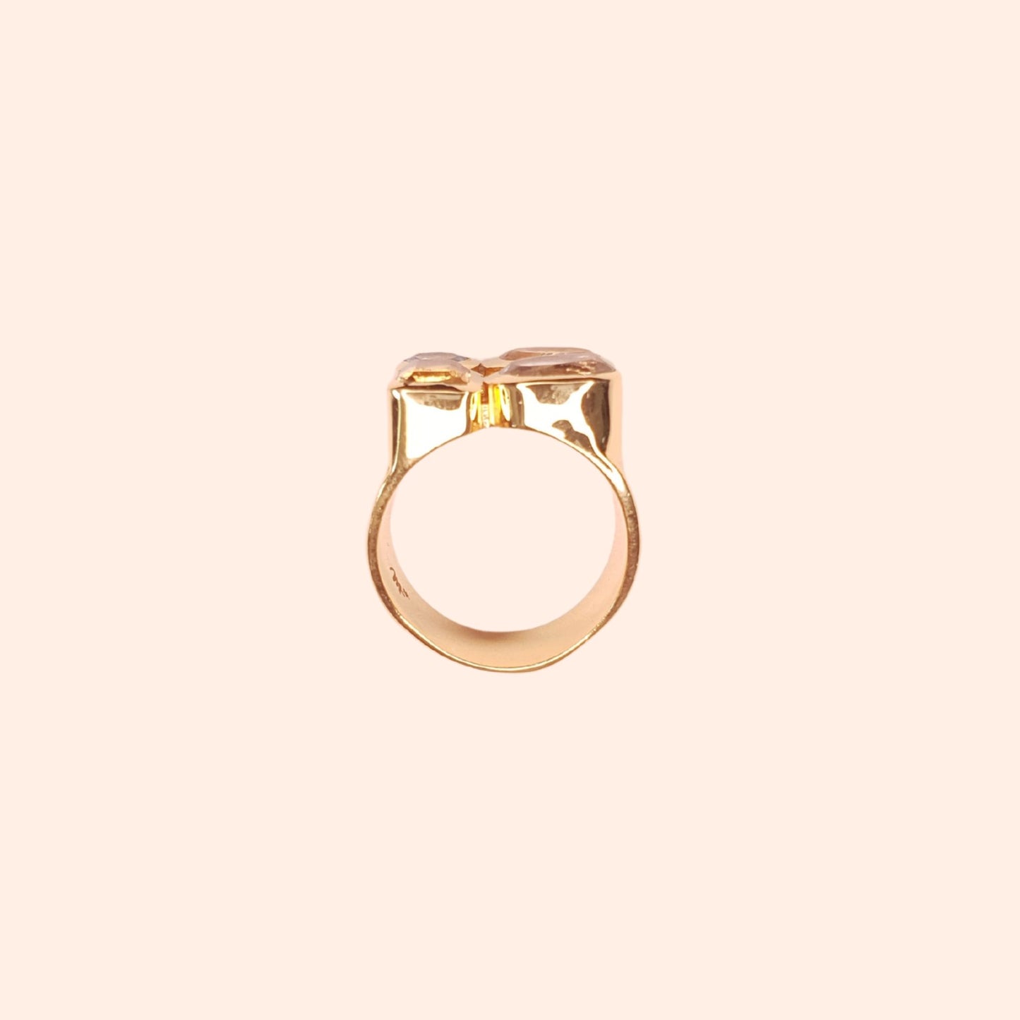 Bague chevalière avec pierre femme - Betty