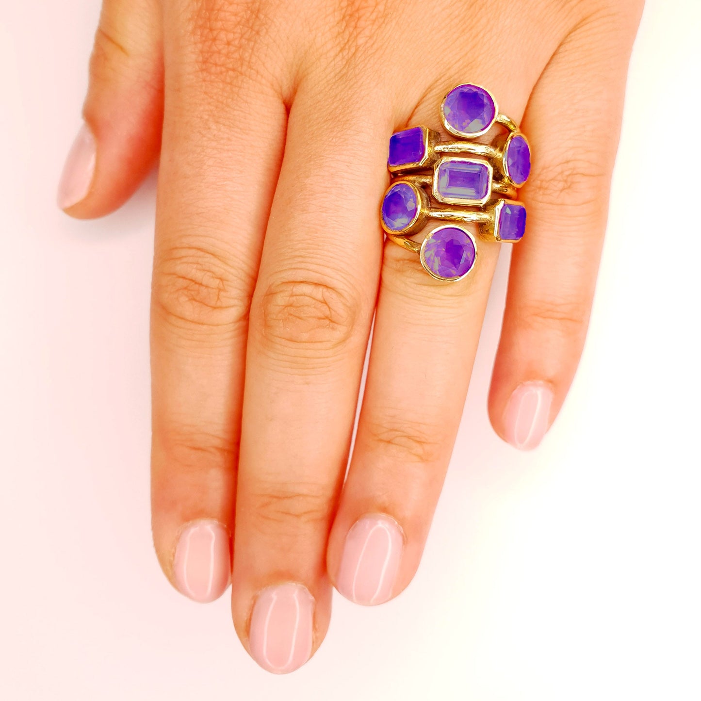 Bague dorée à l'or fin et pierres Améthyste violet - Louisa-Marialla-Bijoux