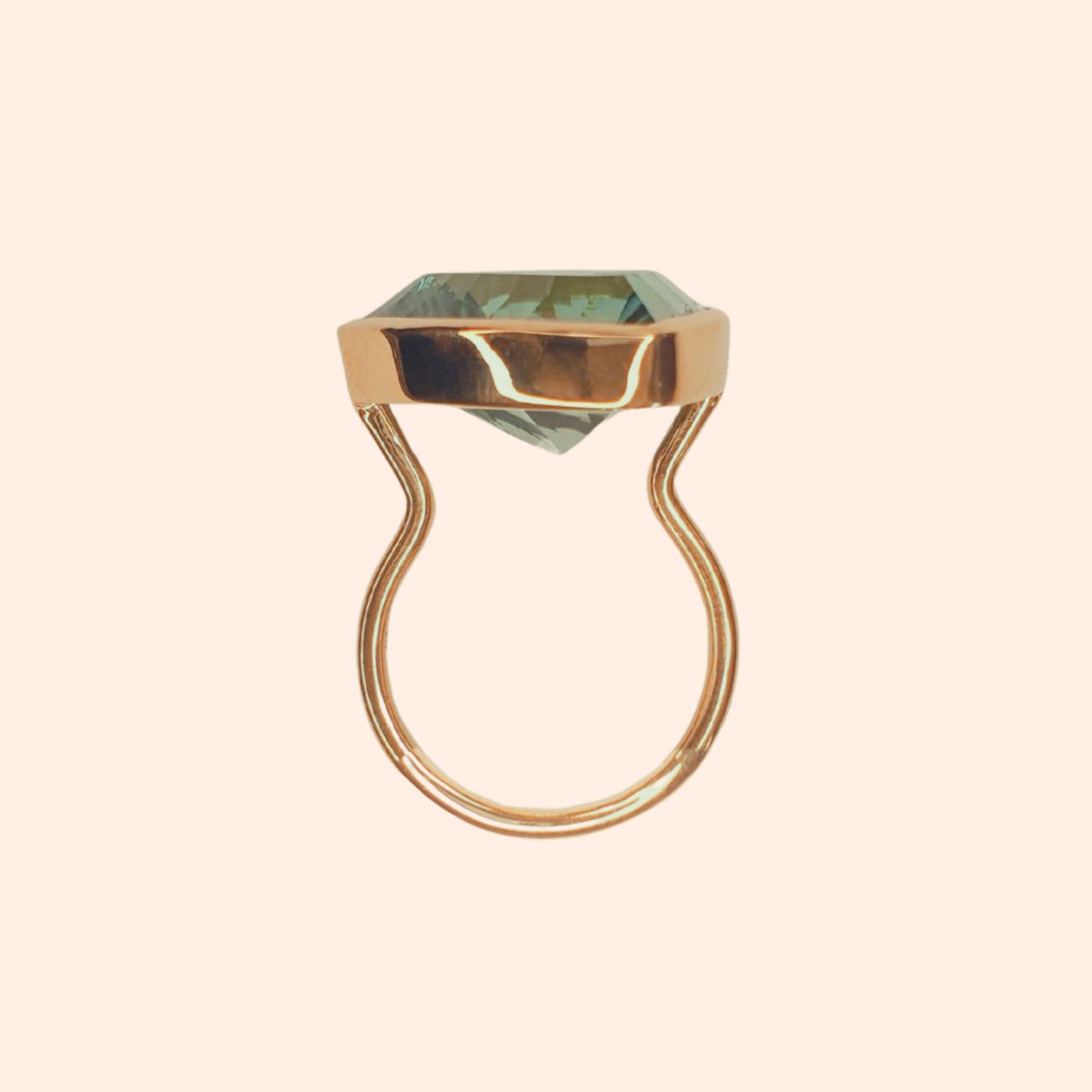 Bague fine avec pierre naturelle Apatite verte - Pop Triangle