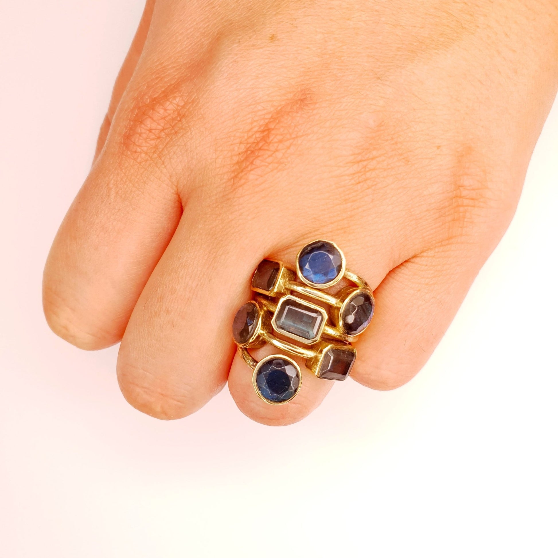 Bague dorée à l'or fin et pierres Labradorite - Louisa-Marialla-Bijoux